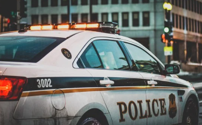 警察