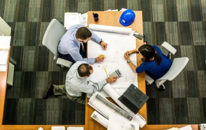 過激な性格の女課長が 社長とケンカして退職 私 快適な職場になった 他部署 落ち着いてよかったじゃん ホッとしてたら 結婚総研