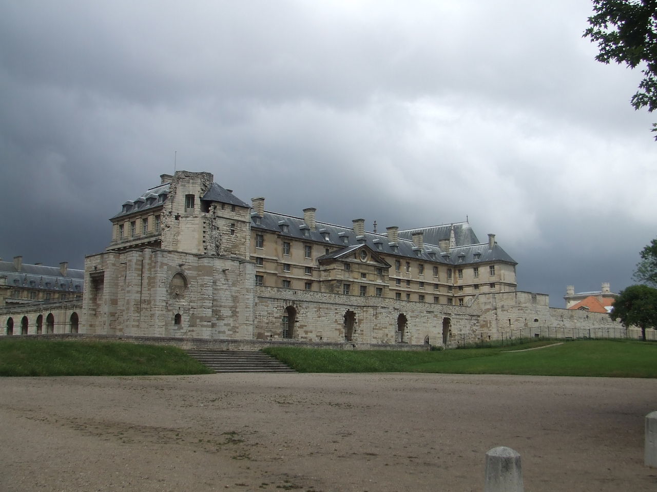 Chateau De Vincennes ヴァンセンヌ城 Sinの通勤運動 独逸生活 旅行 建築 家