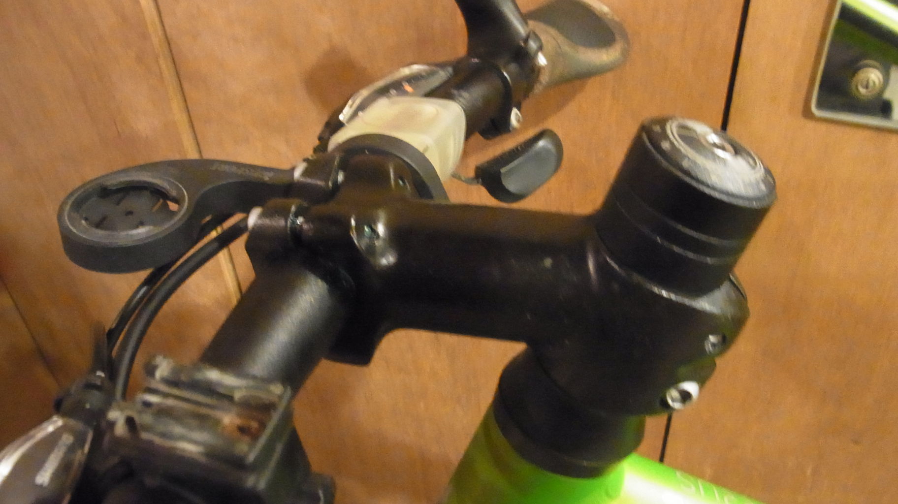 sirrus ハンドル sinの自転車生活