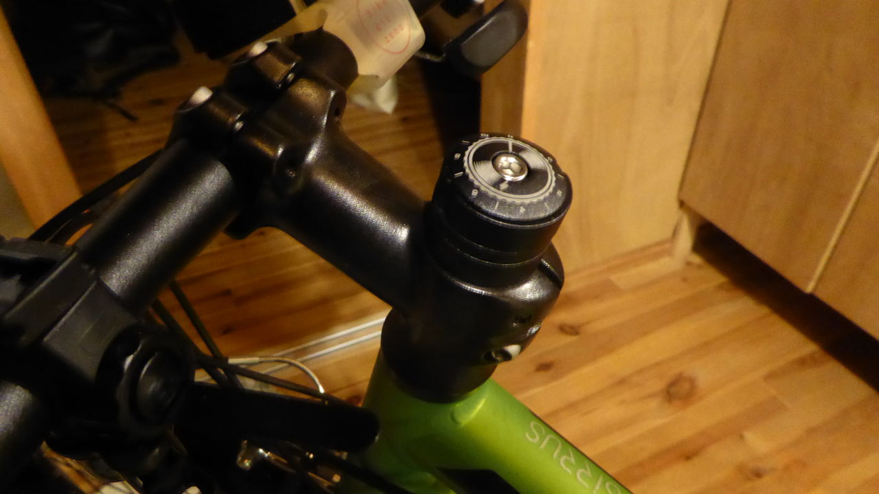 sirrus ハンドル sinの自転車生活
