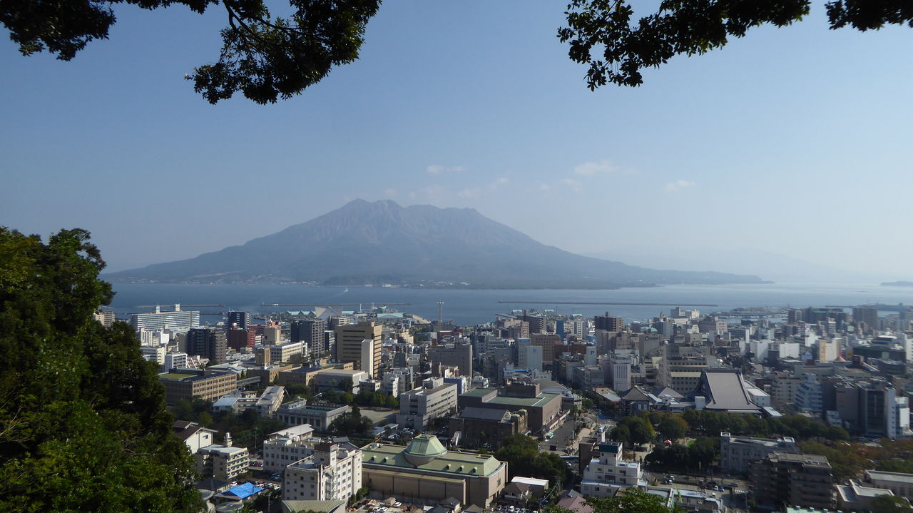 鹿児島の城山公園展望台から桜島をのぞむ Sinの通勤運動 独逸生活 旅行 建築 家