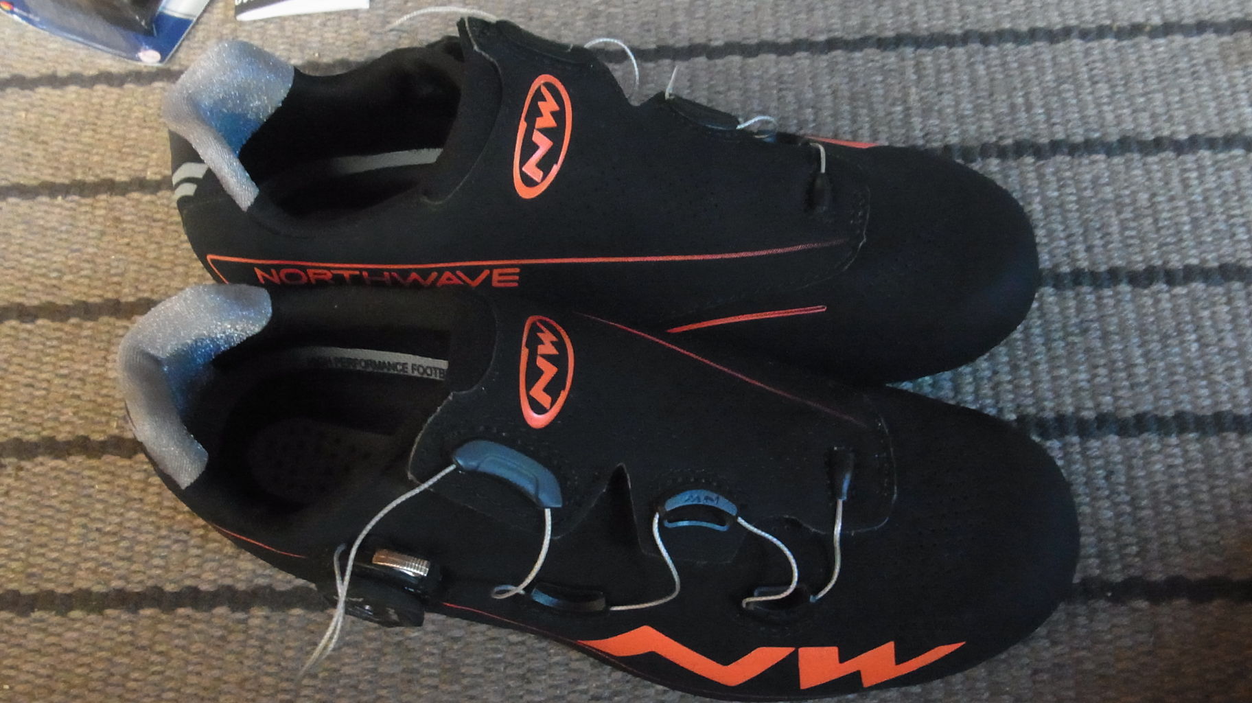northwave flash road shoes