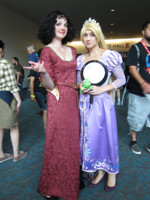 SDCC_cos_15