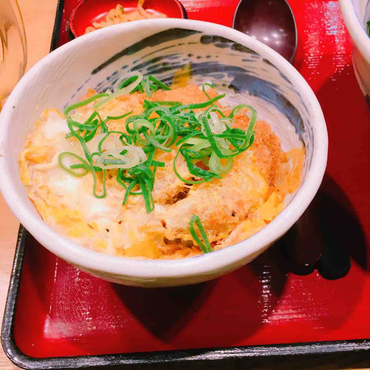 関西国際空港 杵屋 でカツ丼定食 自由気ままにやるブログ