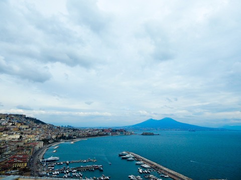 naples-694732_1920