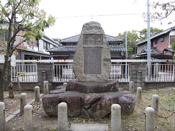京城発達史 復刻版/龍渓書舎/京城居留民団（単行本） 久留里城の写真：男井戸と女井戸［赤い☆稲妻さん］ - 攻城団