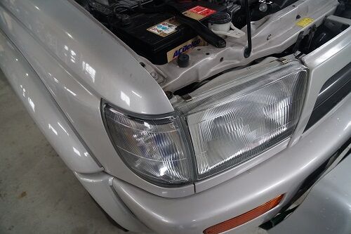 お昼休みの10分diy その2 フロント車幅灯 船のお務め 船務メモ By Goko Marine