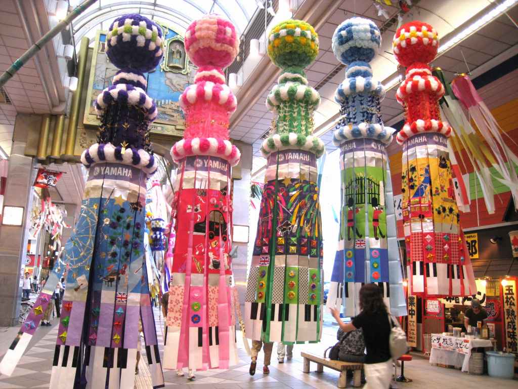 ２０１２仙台七夕 吹き流し お星様のなんでも探検