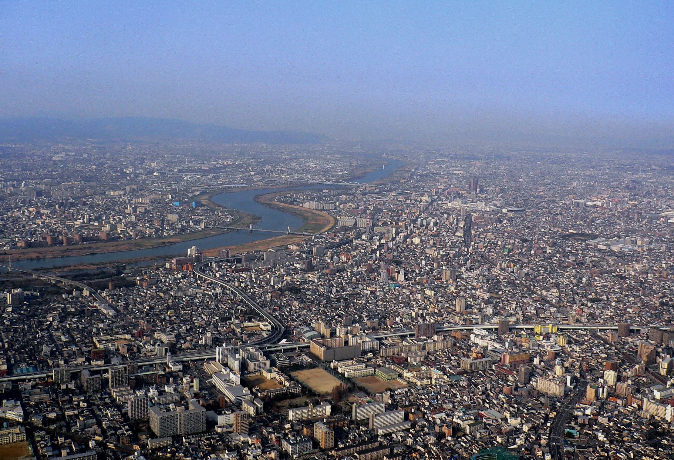 大阪の淀川を空撮です お星様のなんでも探検