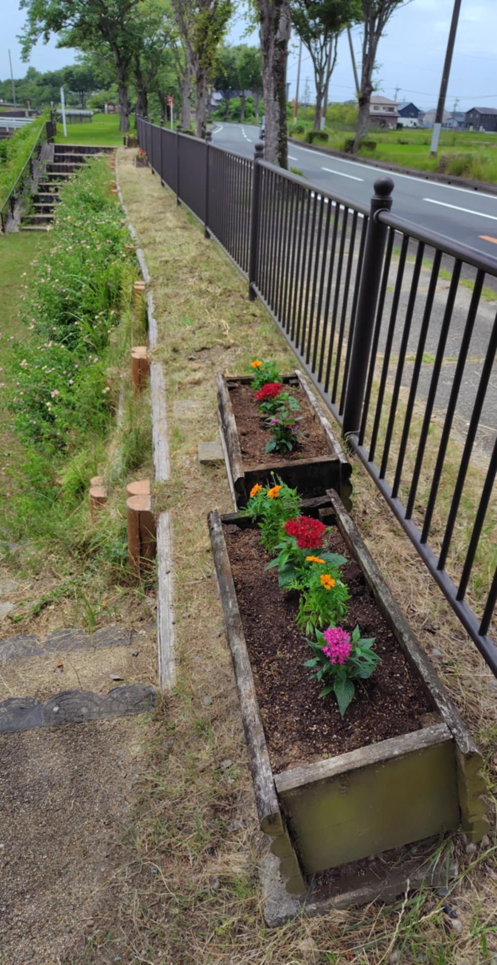 d8b75076-e644-44b4-8d7c-92313bb1eebe