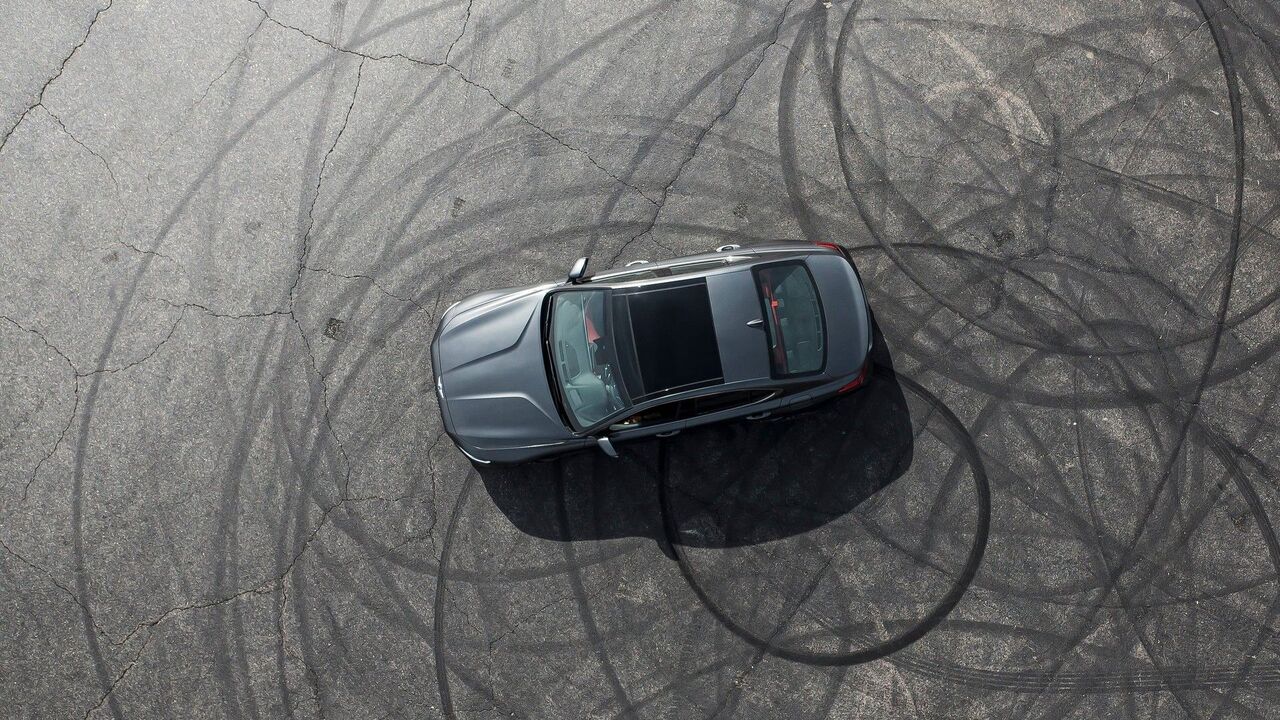 2022 Genesis G70 の上から見た図 