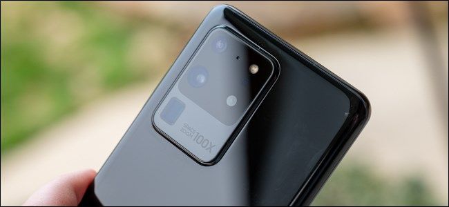 Windows 10でAndroidスマートフォンのバックカメラをWebカメラとして使用している人