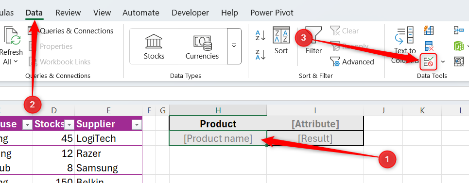 Excel でプレースホルダー「製品名」を含むセルが選択され、「データ」タブの「データ検証」が強調表示されます。