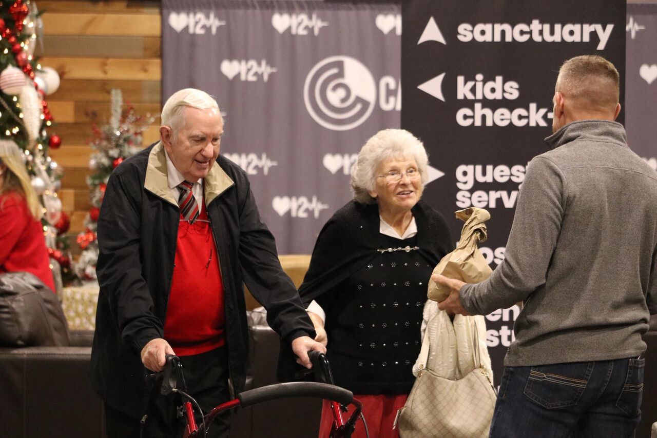 래리 무어와 산드라 무어