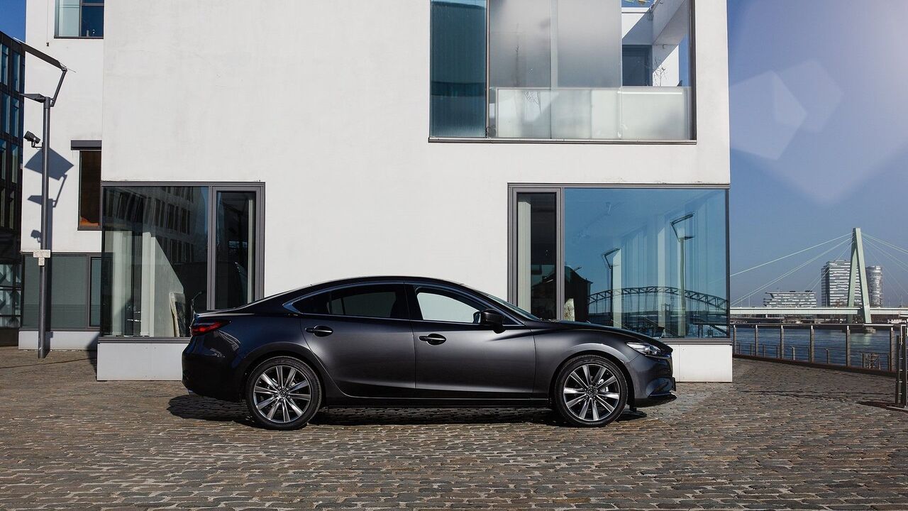 2018 Mazda 6の横顔ショット