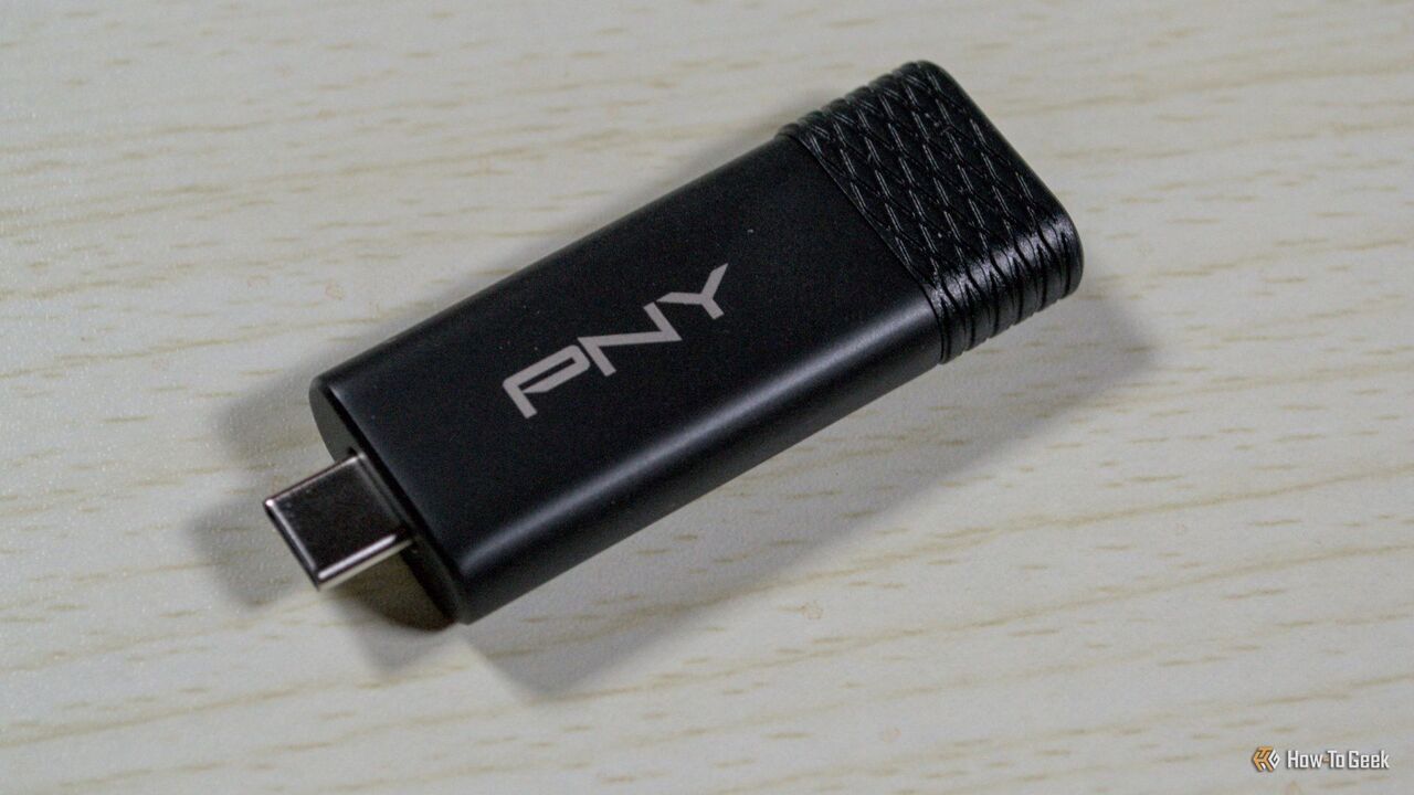 USB-C 3.2 ポートが拡張された PNY Pro Elite V3。