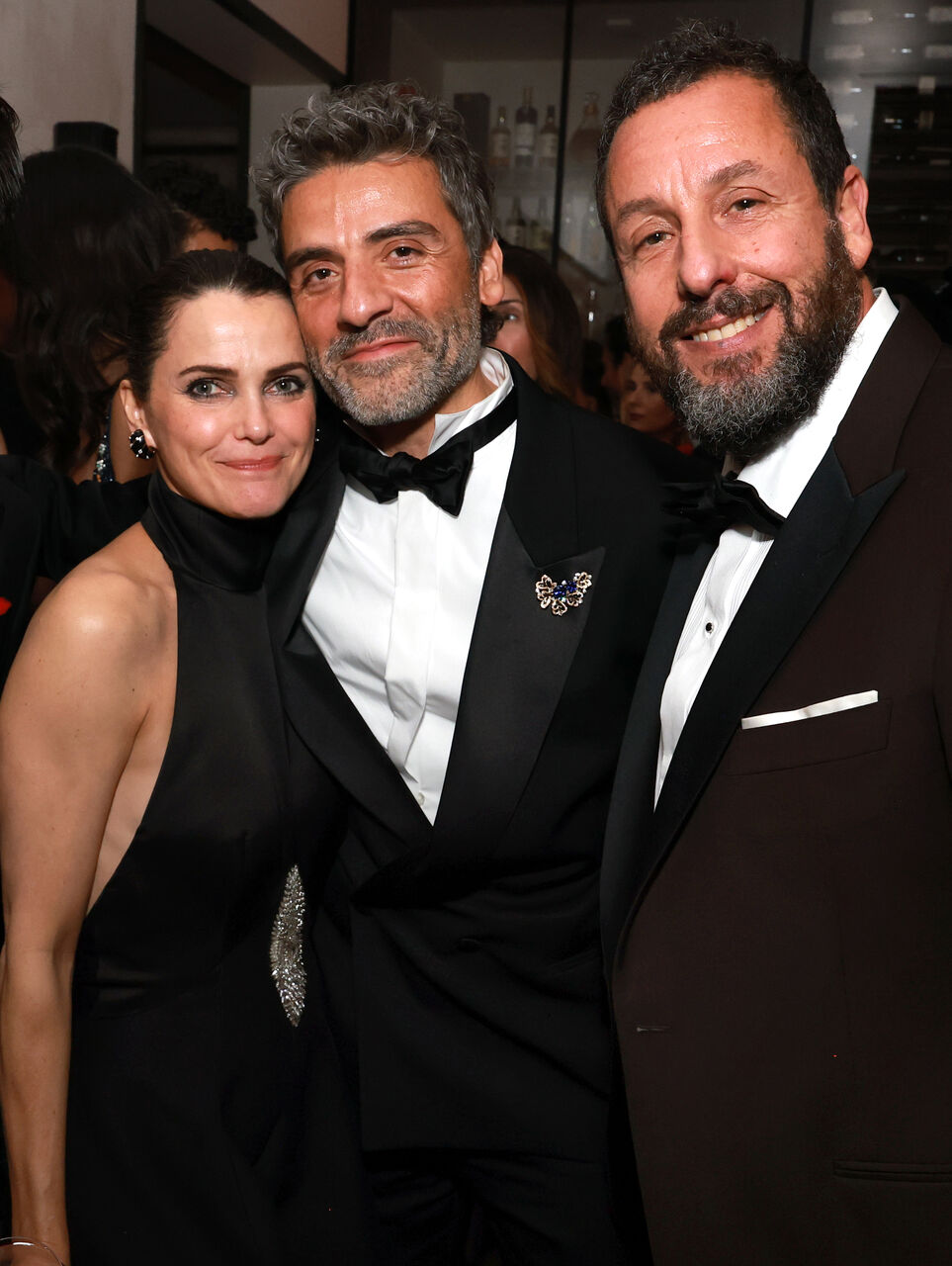 Keri Russell, Oscar Isaac 및 Adam Sandler가 Netflix의 Golden Globe 애프터 파티에 참석합니다.