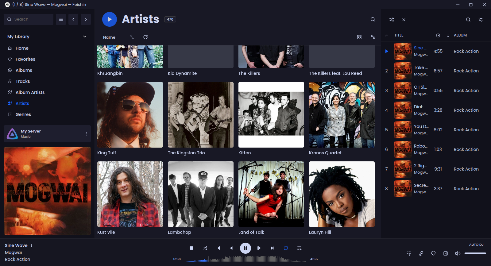 複数のアーティストが表示され、アルバムが再生されている Feishin アプリ。