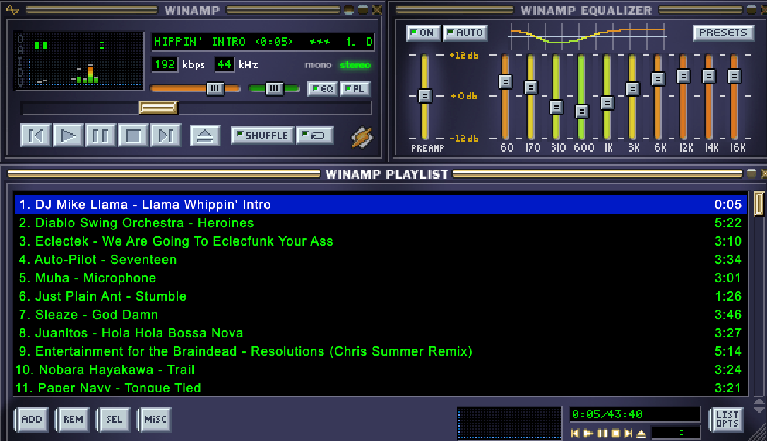 非標準構成の Winamp は、インターフェースがいかにモジュール化されているかを示しています。