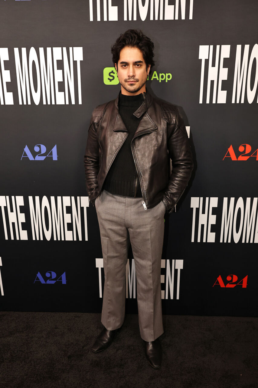 Avan Jogia가 시사회에 참석합니다. "순간"