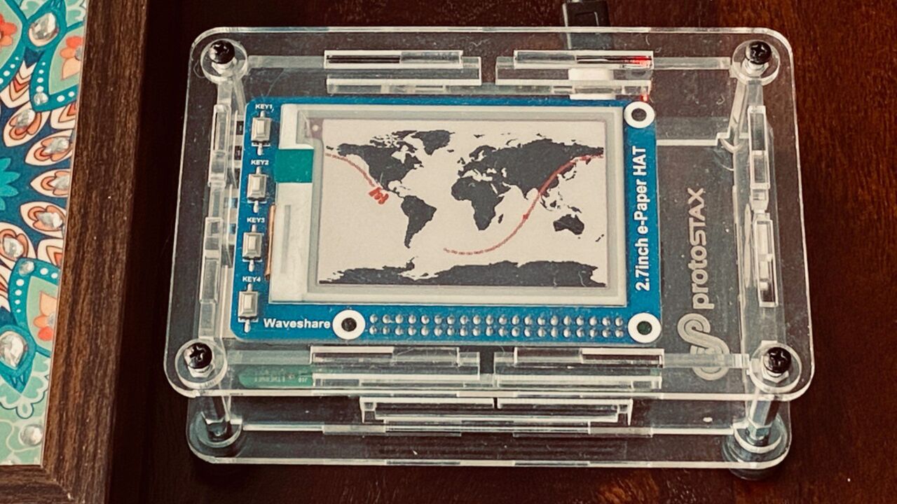 Raspberry Pi e-ink ISS トラッカー。
