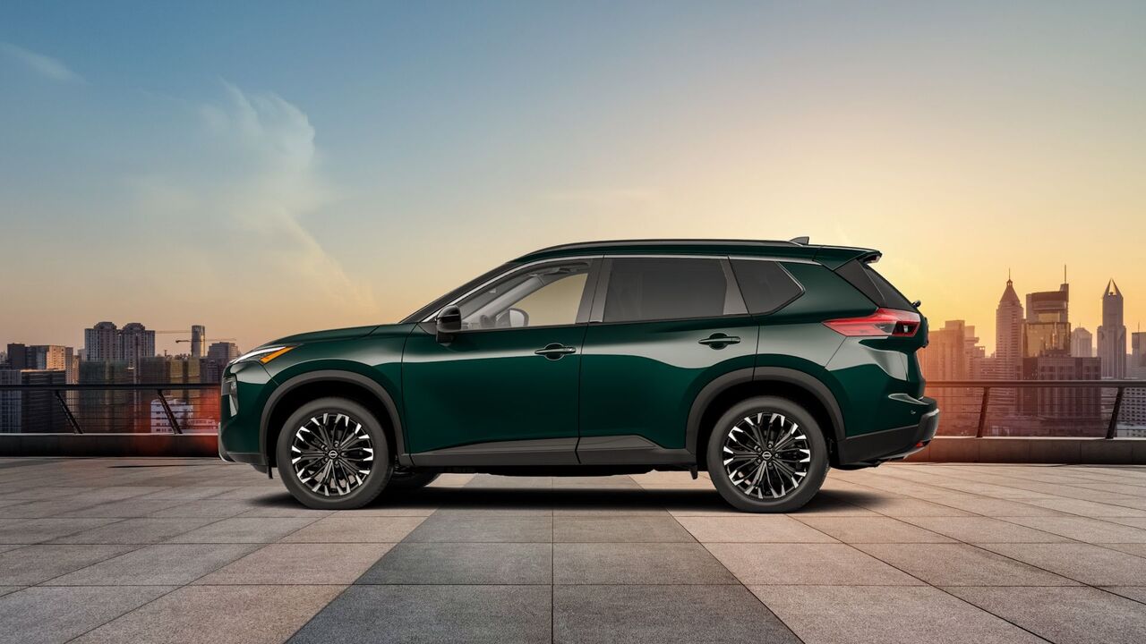 2026年型日産ローグの横顔ショット 