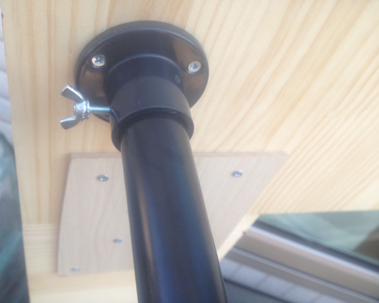 囲炉裏テーブル ミラーボール日記