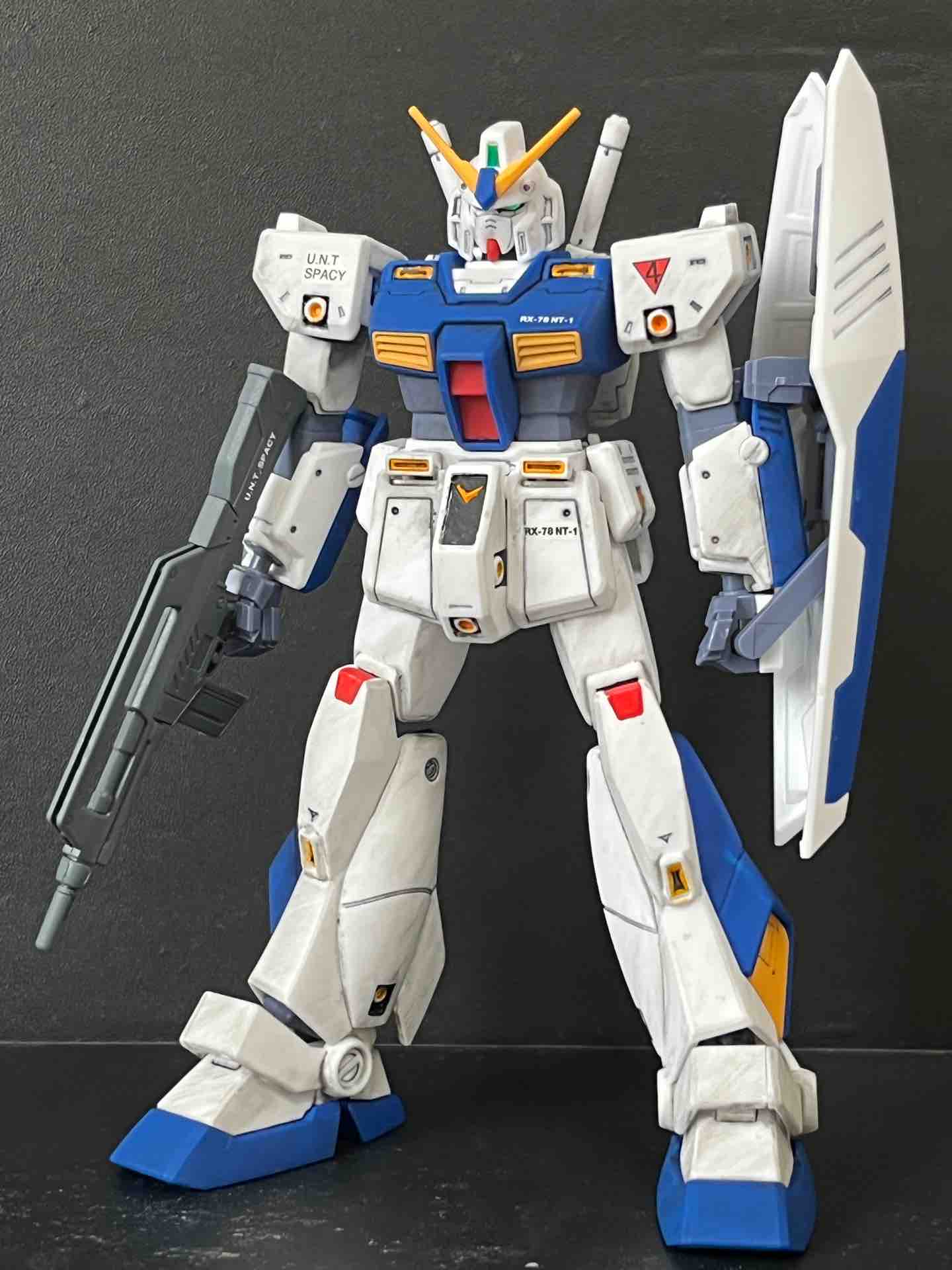 HG ガンダムNT-1（アレックス）⑧おやすみアル : ryoshiお父さんの