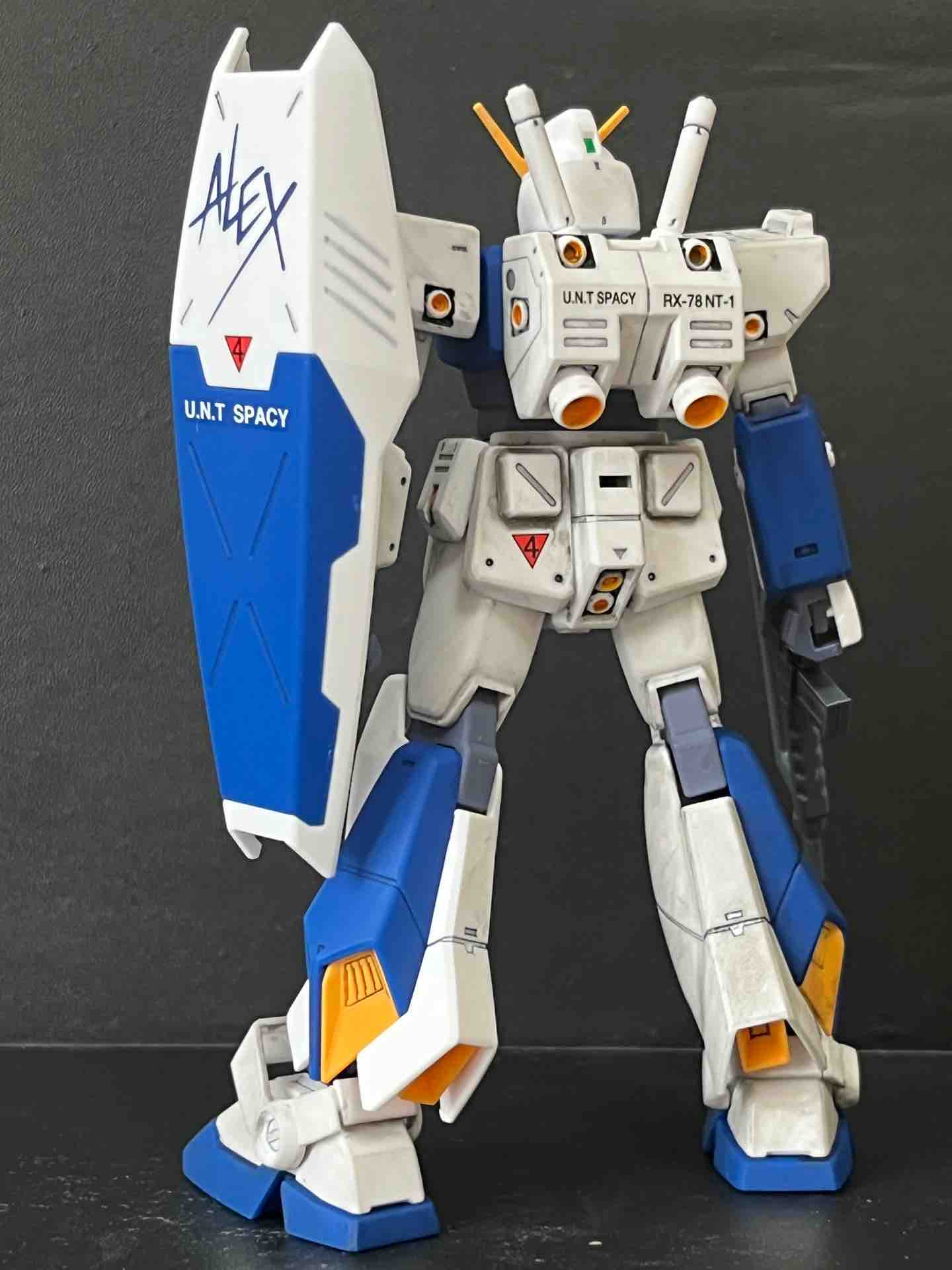 HG ガンダムNT-1（アレックス）⑧おやすみアル : ryoshiお父さんの