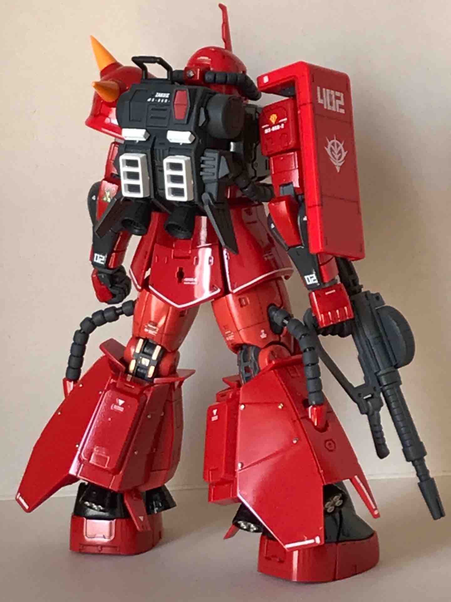 RG ジョニー・ライデン専用ザクII ＋ 黒い三連星専用ザクⅡ セット Amazon | RG HGUC 1/144 MS-06S シャア専用ザクII、MS-06F 量産