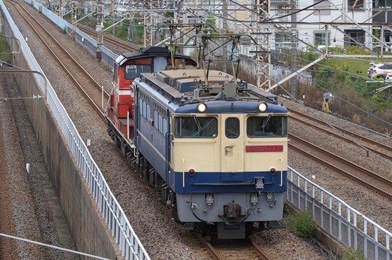 隅田川貨物フェスティバル展示車回送 Ef65 2139とdd51 1805 リョウタンpp