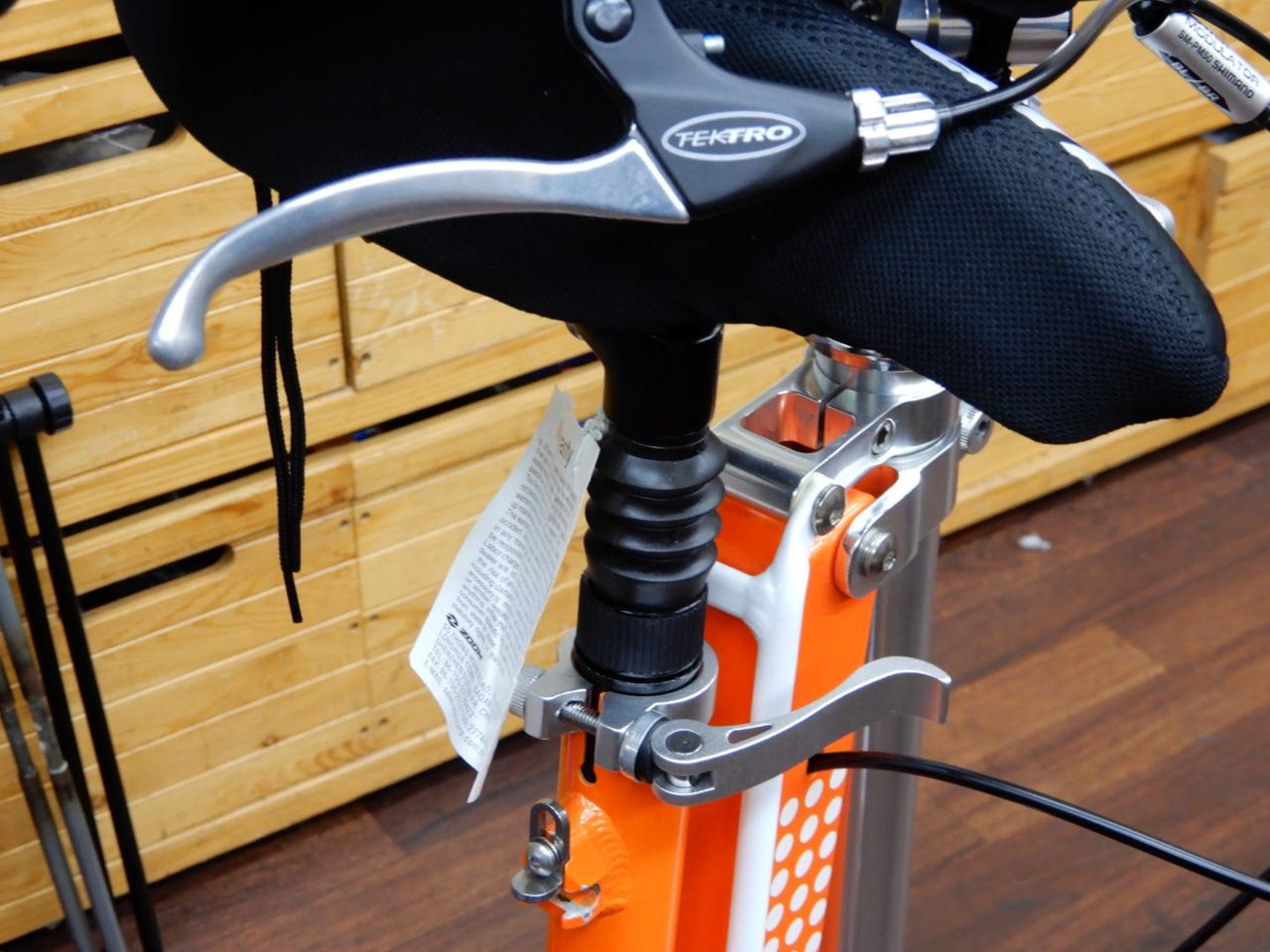 Carrymeにエアサスペンションシートポスト 日々是移動