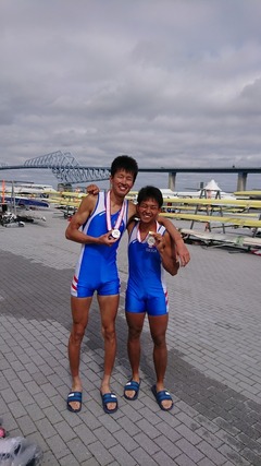 70E582E8-F921-442C-AC56-9C866BEF8C7A