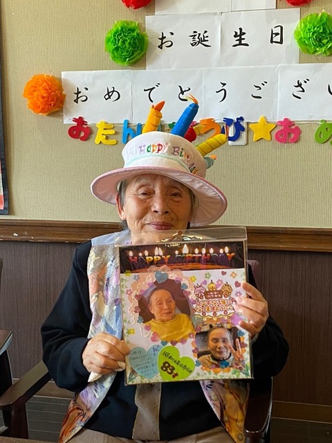 img_LINE_ALBUM_誕生日会_221026_12