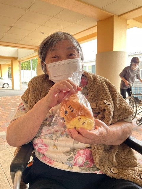 img_LINE_ALBUM_20221021  ダイキベーカリー移動販売_221021_0
