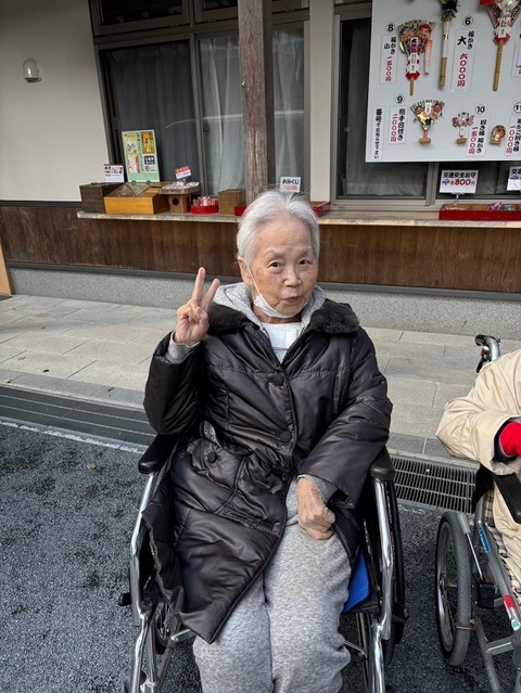 LINE_ALBUM_初詣_250109_11