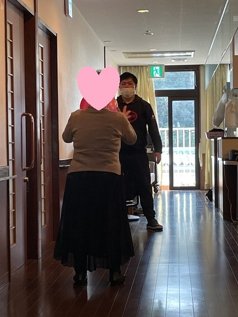 IMG_2021318  リハビリボール投げ_210319_4