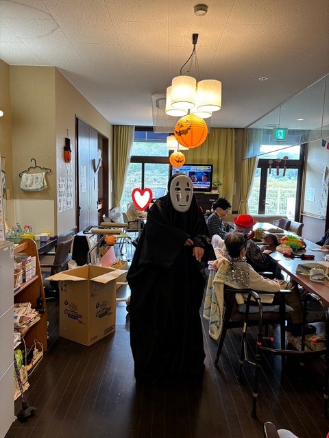 LINE_ALBUM_ハロウィンパーティー_241029_8