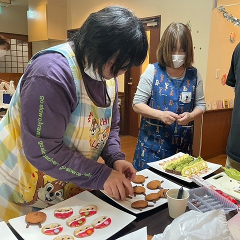 img_LINE_ALBUM_20241225 GH蓬莱クリスマス会🎄_241225_3