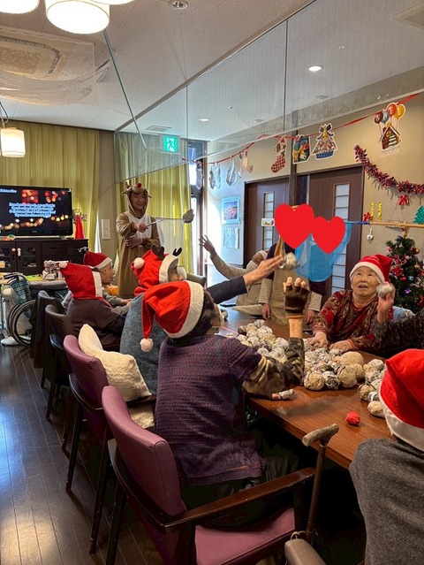 LINE_ALBUM_12月クリスマス会_251227_32