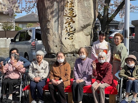 img_LINE_ALBUM_龍王神社お茶会_240407_2