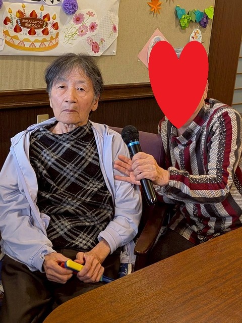 LINE_ALBUM_11月お誕生日会_251114_13
