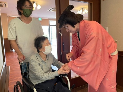 img_LINE_ALBUM_2022519  遠賀梅太郎さんショー_220520_17