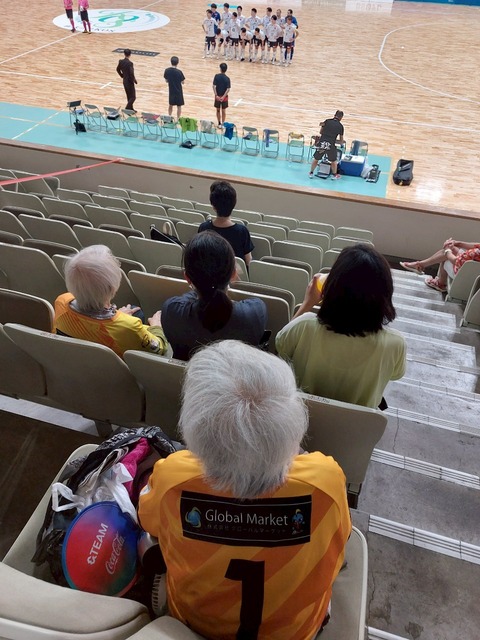 LINE_ALBUM_フットサルの試合観戦_250809_12