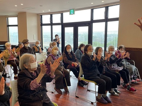 img_LINE_ALBUM_2023425   音楽療法♪_230425_8