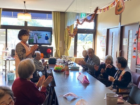 img_LINE_ALBUM_誕生日会_221026_1
