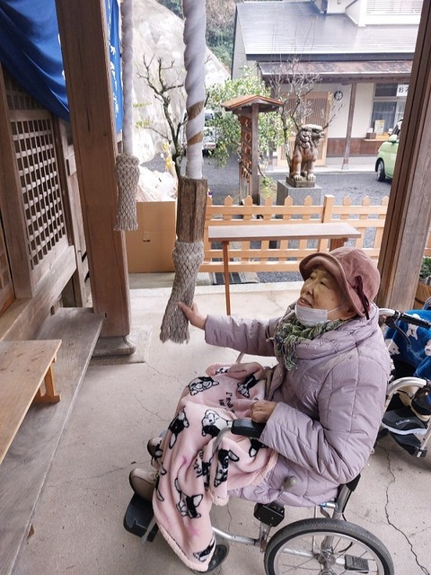 LINE_ALBUM_初詣_250109_26