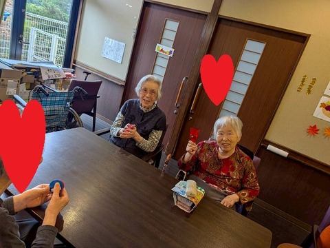 LINE_ALBUM_11月お誕生日会_251114_1