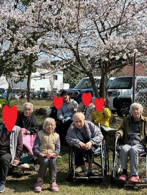 LINE_ALBUM_4月お花見_260405_18